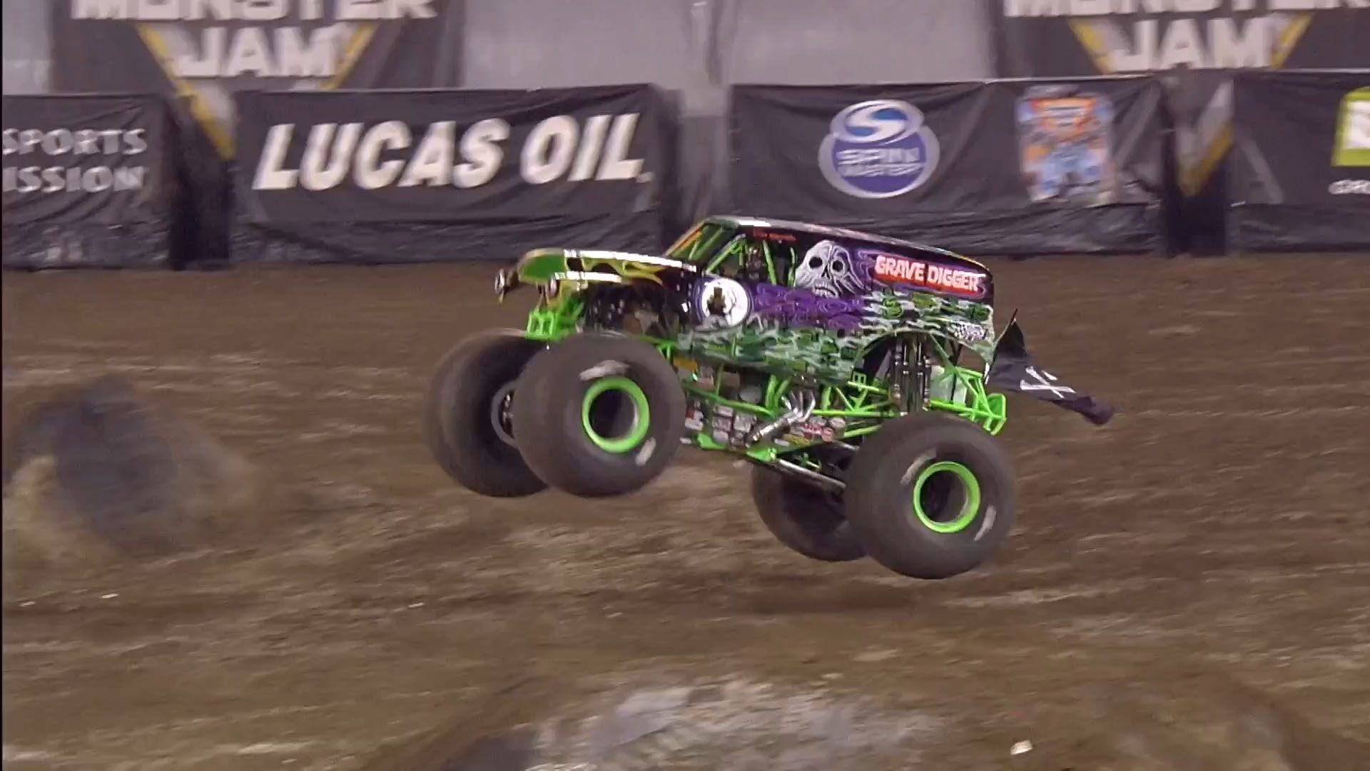 clips of grave digger